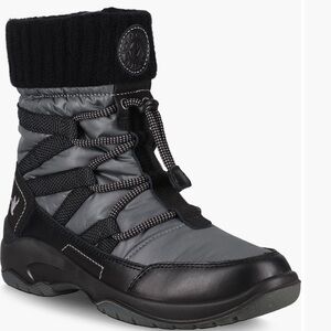 NWT Santana Canada Thea Waterproof Boot Sz 8